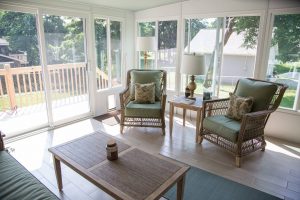 Enjoy the Benefits of Natural Light With a Sunroom